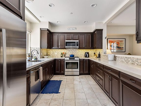 4th image of 1837 12th St Unit 3