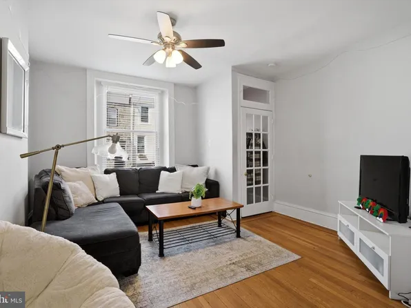 106 W Salaignac St, Philadelphia, PA 19127