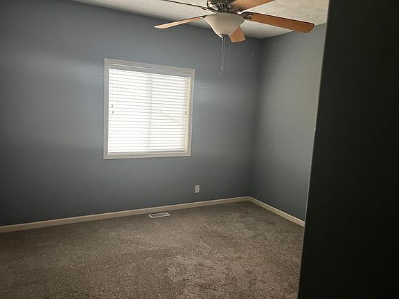 4th image of 2545 N 137th St