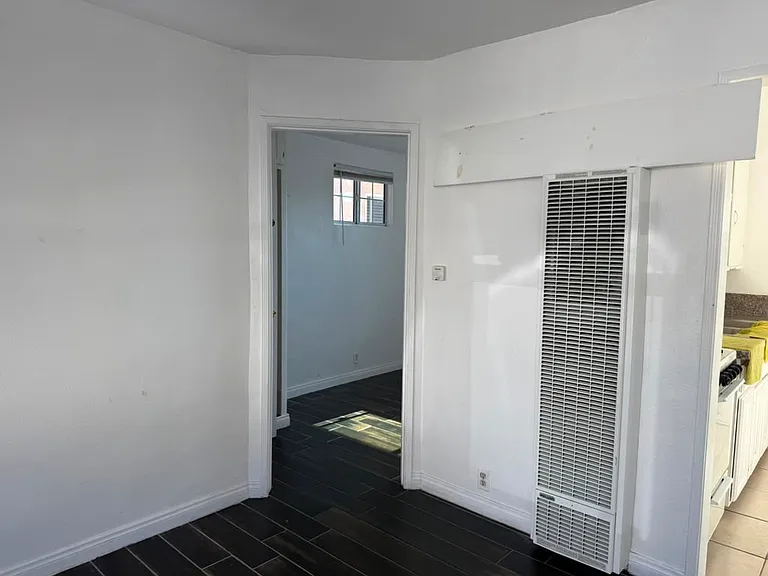 9723 Belmont St #9723-1/4 — Photo 7