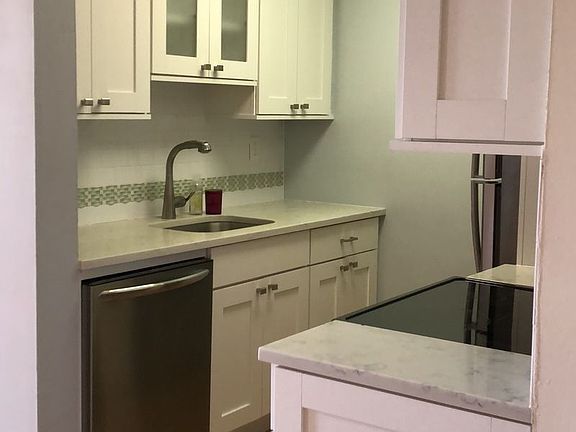 3rd image of 149 Joralemon St #5