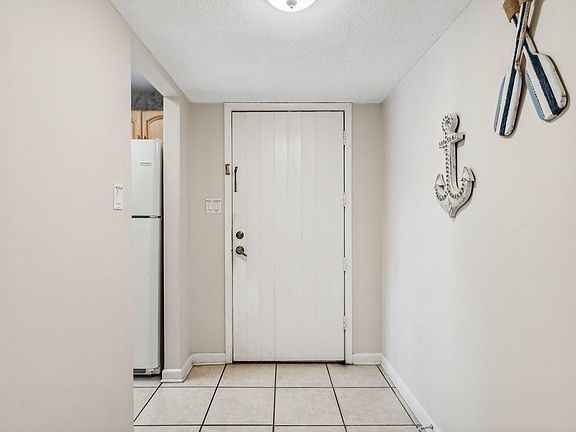 5th image of 558 Driftwood Bay N Unit 99B