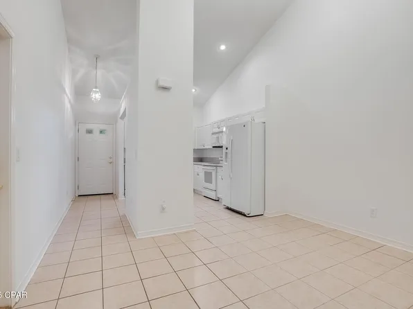 102 Park Pl, Panama City Beach, FL 32413