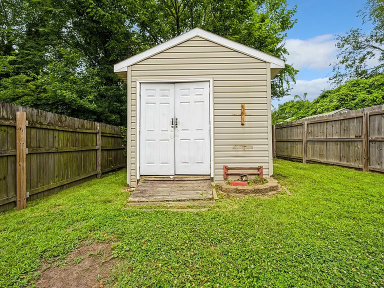 1113 Covel St — Photo 16