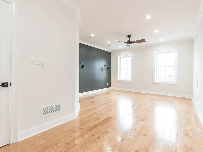 436 Manton St — Photo 32