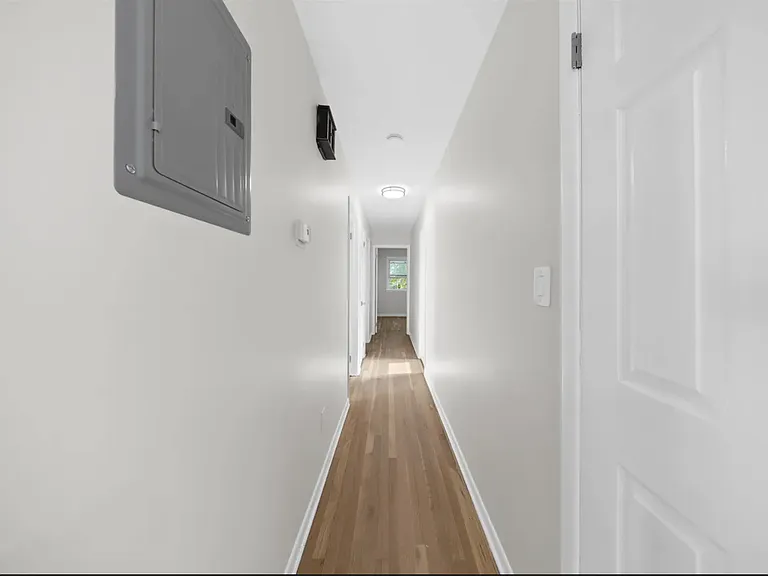 18 E 3rd St #2 — Photo 13