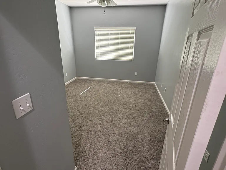 3010 S Cedar St — Photo 5