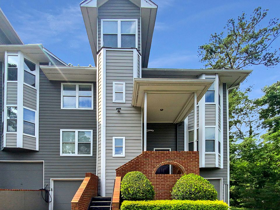 1st image of 908 Ivy Green Ln