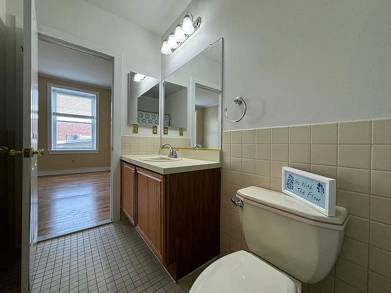 535 Main St #17 — Photo 20