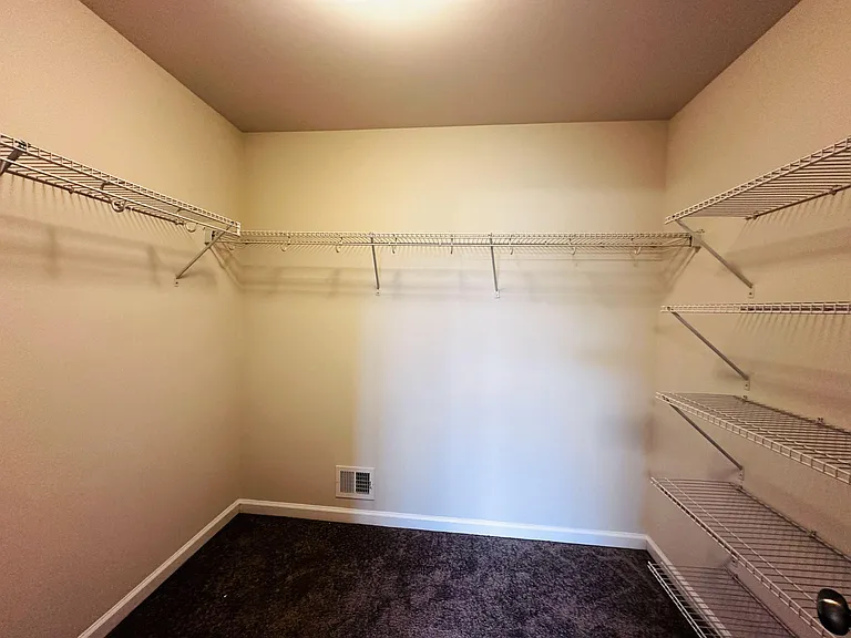 273 Willowshire Ct — Photo 21