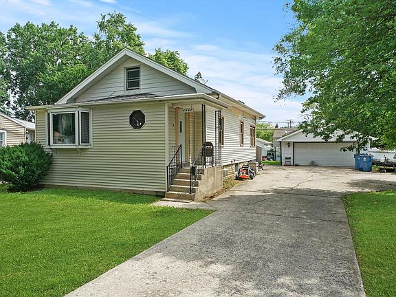 2nd image of 14447 Lawndale Ave