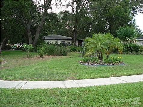 3rd image of 3721 Thornwood Dr