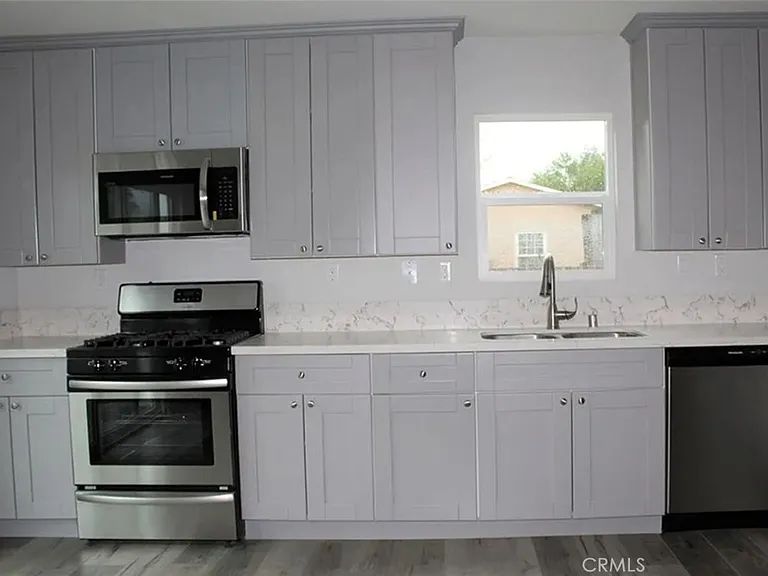 7009 Claire Ave — Photo 5