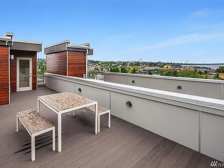 118 W Florentia St #B — Photo 13