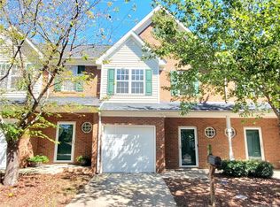 2105 Lennoxshire Square Ct, Charlotte, NC 28210