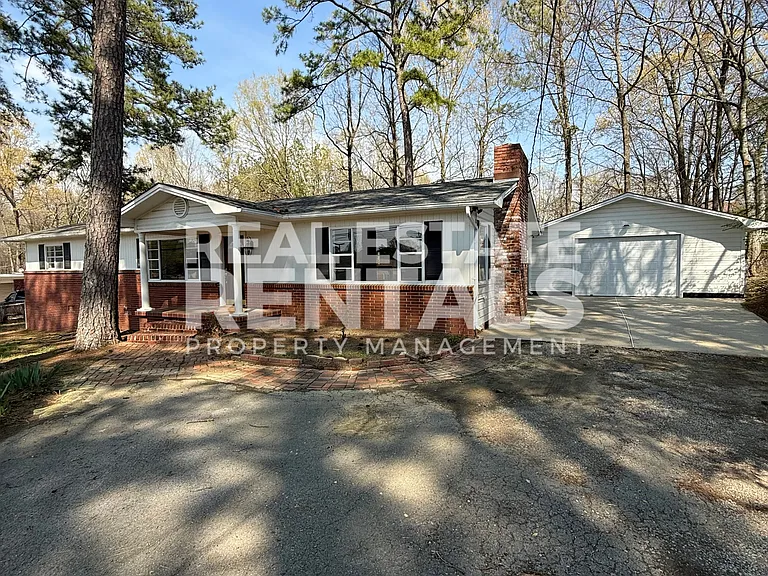 688 Sutton Bridge Rd — Photo 1