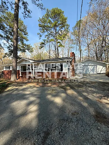 688 Sutton Bridge Rd Photo 1