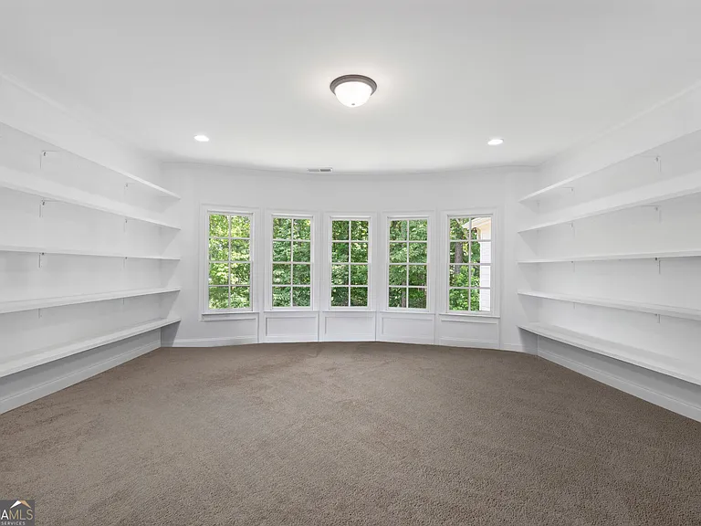 2045 Kent Ct — Photo 49