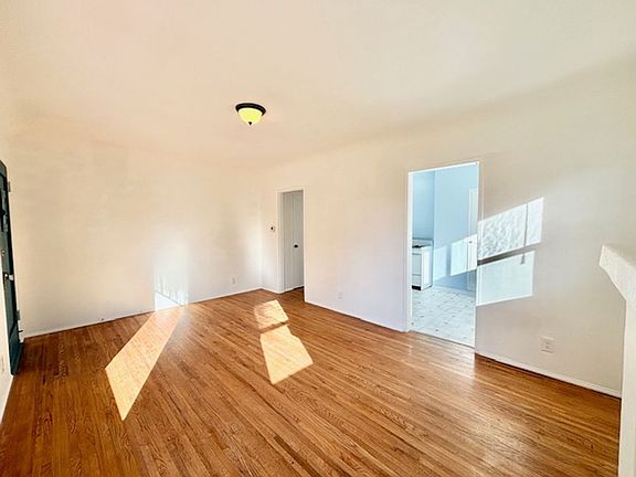 5th image of 486 San Clemente St