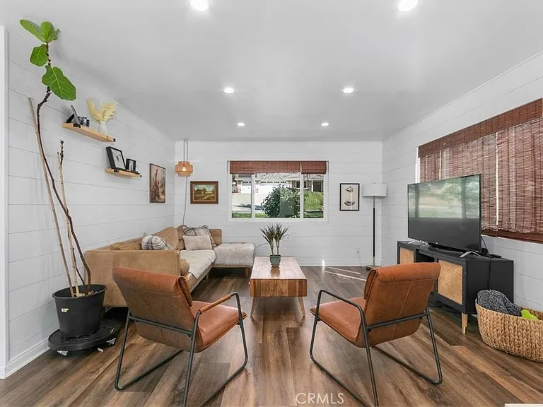 11758 Grant Dr — Photo 11