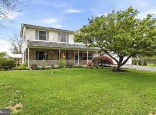 13812 Countryside Dr, Maugansville, MD 21767