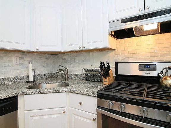 4th image of 4600 S Four Mile Run Dr APT 713