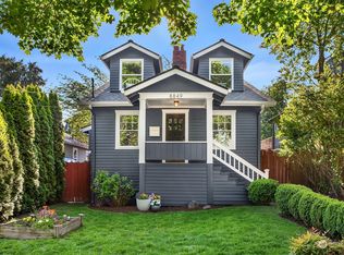 8849 Ashworth Ave N, Seattle, WA