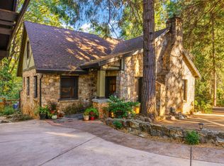 3013 Caldwell Dr, Camino, CA 95709