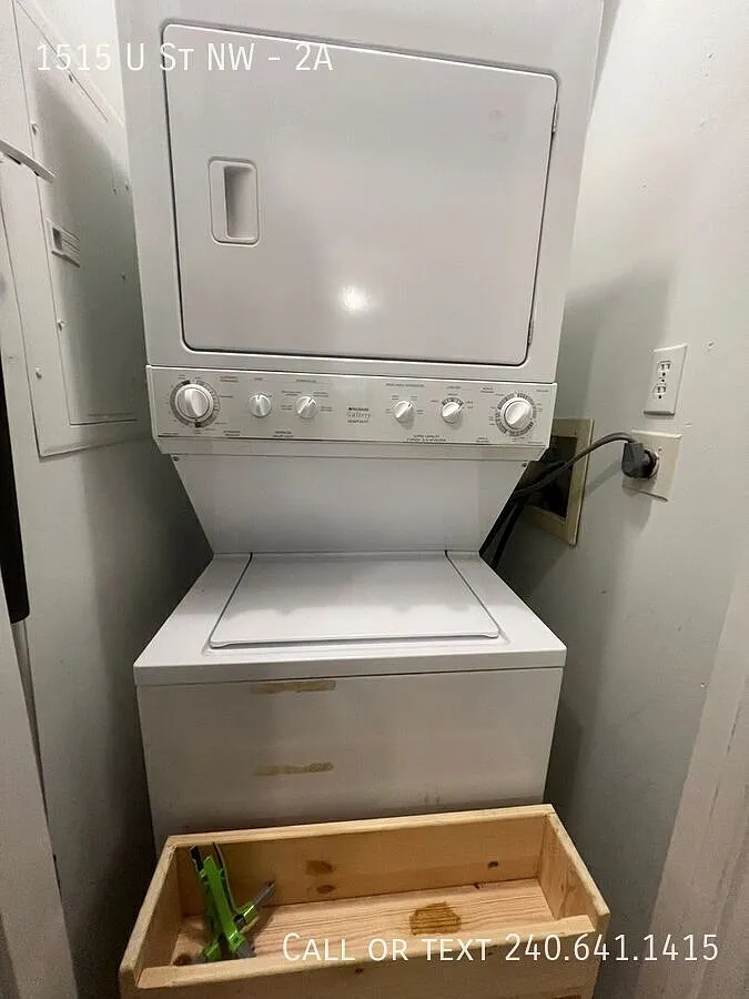 Charming Studio Apartment in U Street Corridor | $406 Monthly Rent Credit for the First Year + Li... — Photo 4