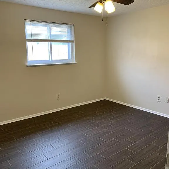 6210 Pridgen St — Photo 25