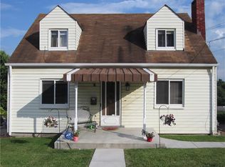 618 School St, West Mifflin, PA 15122
