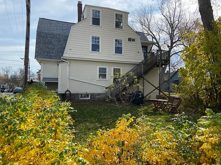 23 Walker St — Photo 15