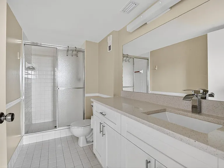 2236 N Cypress Bend Dr #508 — Photo 17