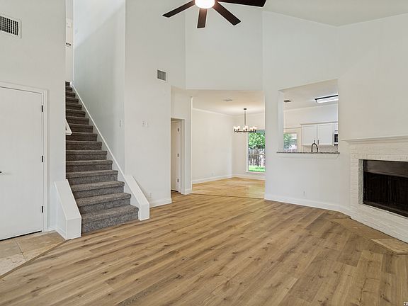 4th image of 12122 Clubhouse