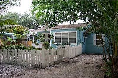2nd image of 315 SW 8th Ave