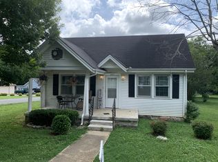 208 Hobson Ave, Shelbyville, TN 37160
