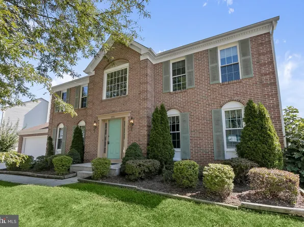 11711 Backus Dr, Bowie, MD 20720