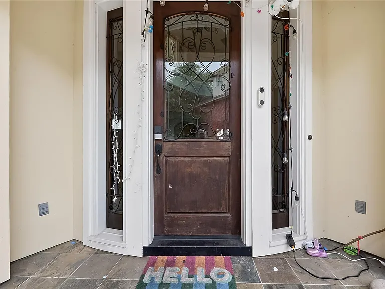 5319 Fayette St — Photo 2