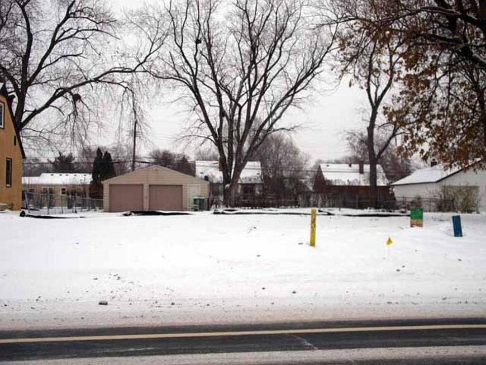 2nd image of 5548 Logan Ave N