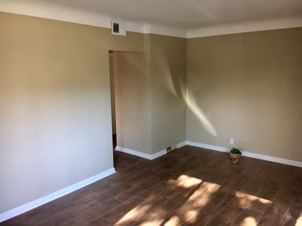 717 Royce Ave, Kalamazoo, MI 49001