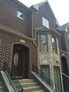 9525 Shields Ave, Brookfield, IL, 60513