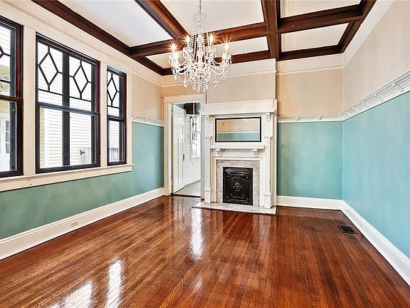 5th image of 7909-11 Oak St