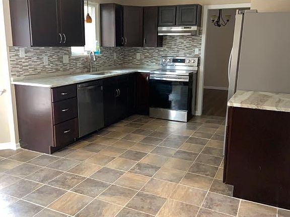 2nd image of 301 Audubon Dr