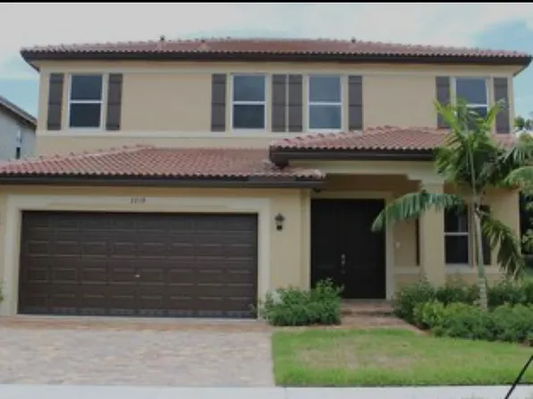 2218 SE 2nd St, Homestead, FL 33033