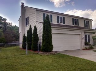 2110 W Roundtable Dr, Canton, MI 48188