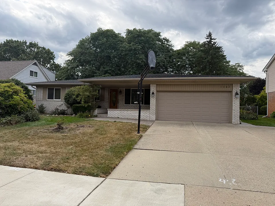 5043 Blair Dr