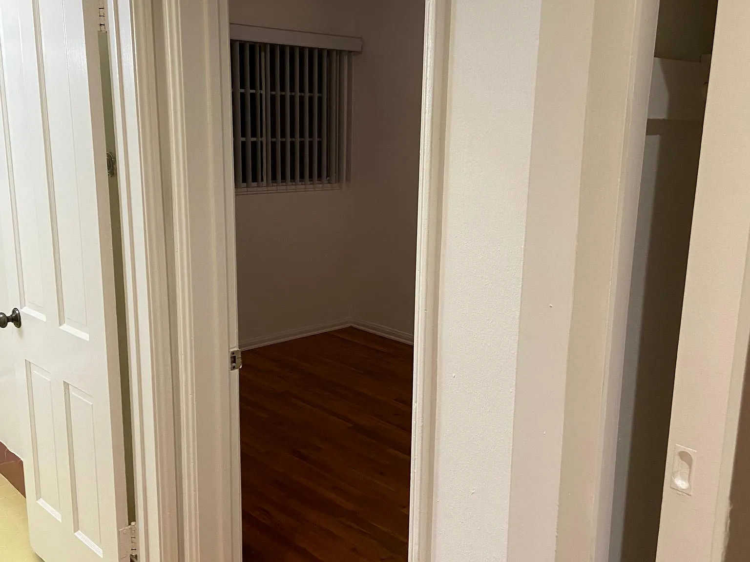 2 bed, 700 sqft, $2,350 — Photo 3