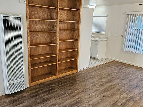 2nd image of 1583 Oxford St #4