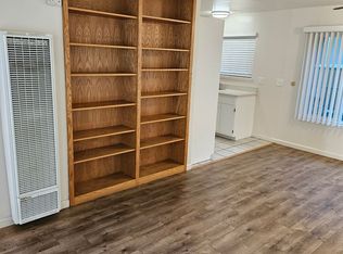 1583 Oxford St #4, Redwood City, CA 94061