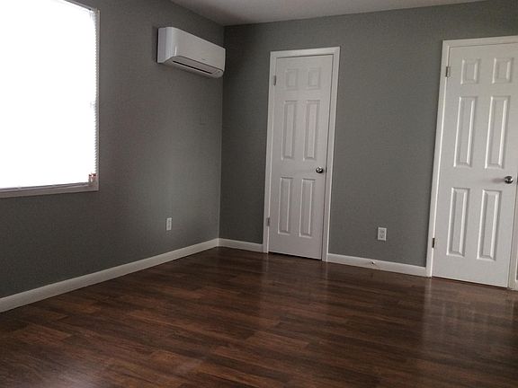 3rd image of 1602 S Crystal Lake Dr #10